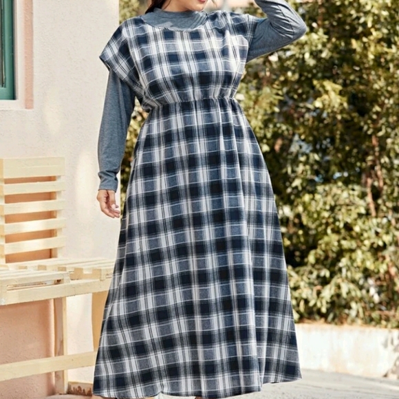 #30 Brand New Plus Plaid Dress with T-shirt - Picture 4 of 11